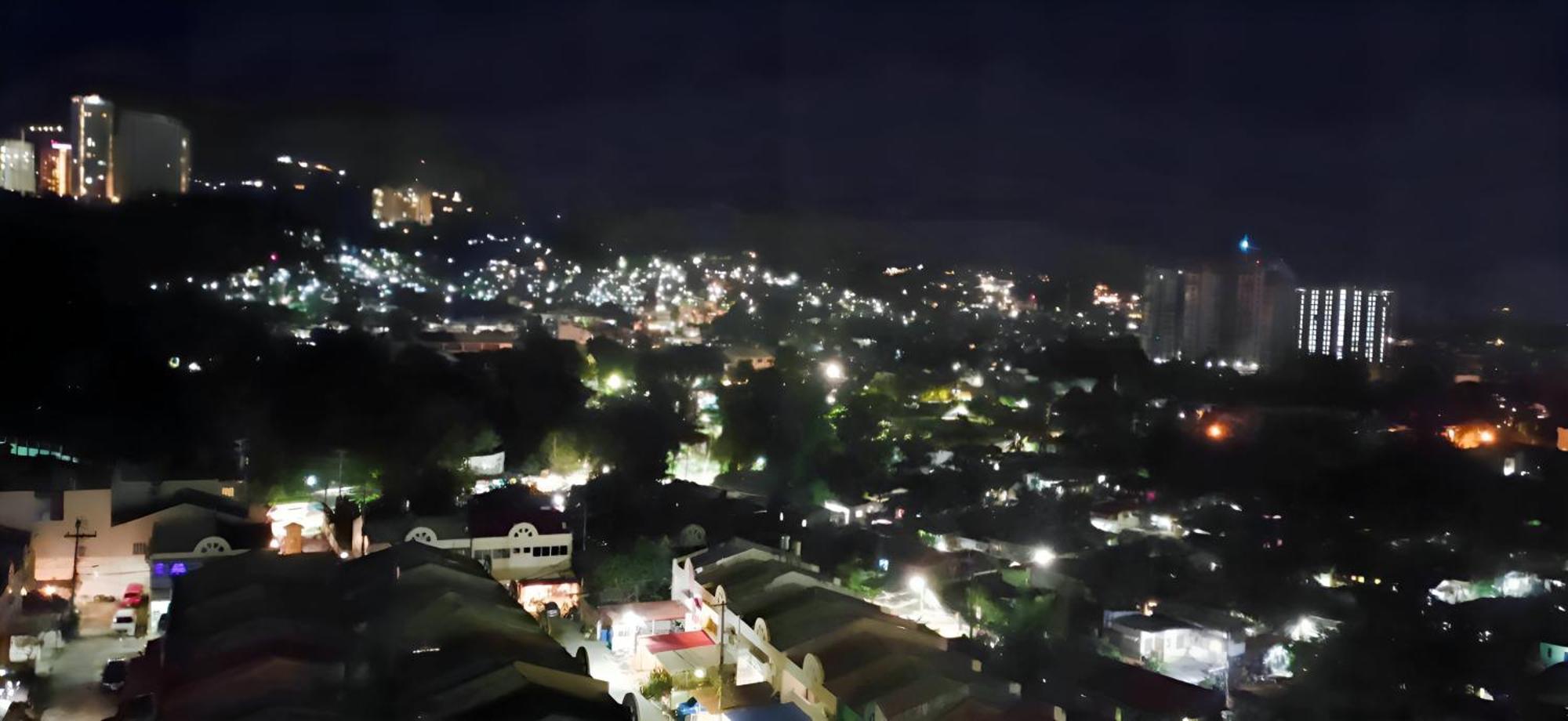 Cebu City Scape At Cebu It Park 외부 사진